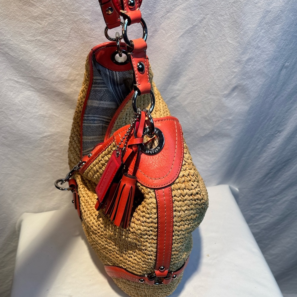 Vintage Coach Large Raffia Hobo Straw/Leather Bag with Coral Trim - Picture 7 of 16